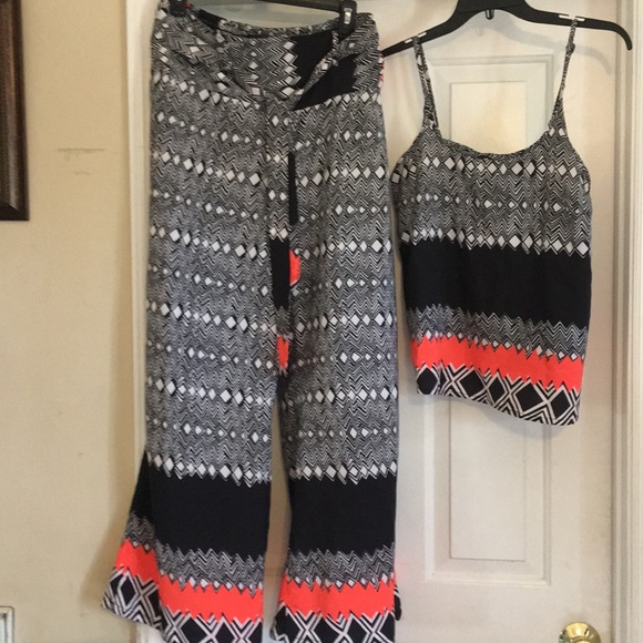 Pants - 2pc Tank top & palazzo pants set